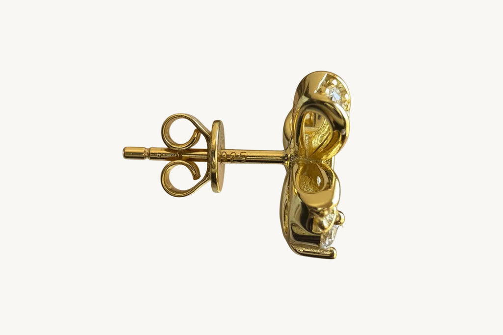 Brinco Papillon d'Or vista lateral prata 925 dourado Isi Laurier